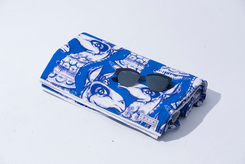 TOWEL Llamas - Royal Blue